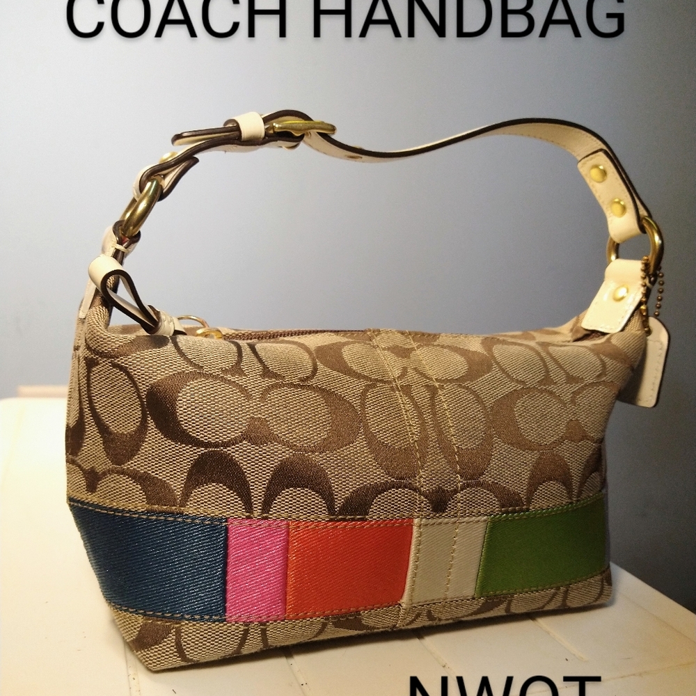 Coach Embroidered Logo Jacquard Rainbow Purse NWOT